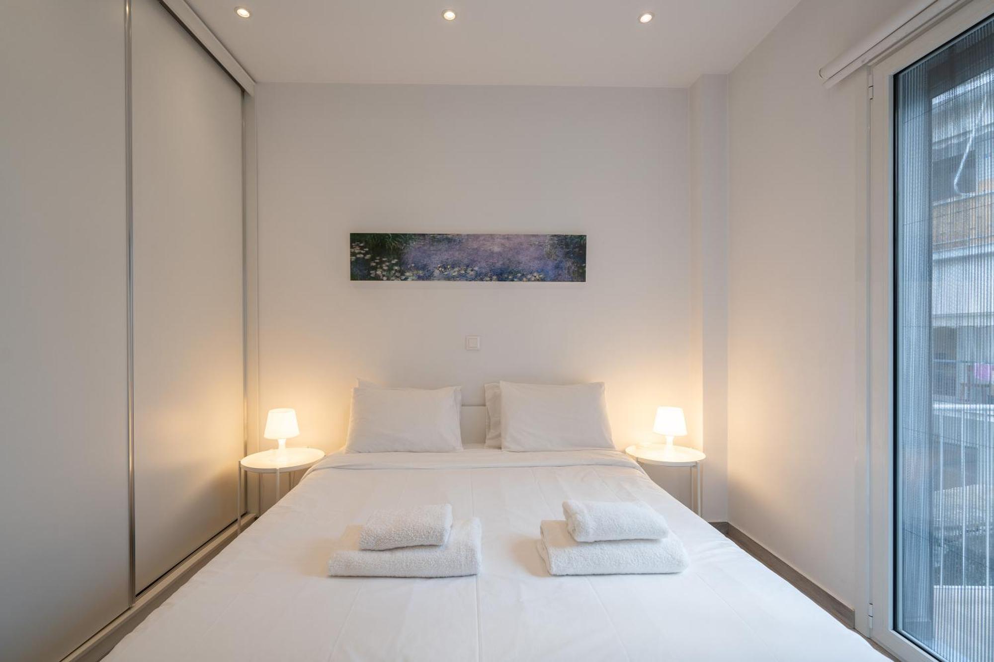 Vibrant & Cozy Apt In Афины Экстерьер фото